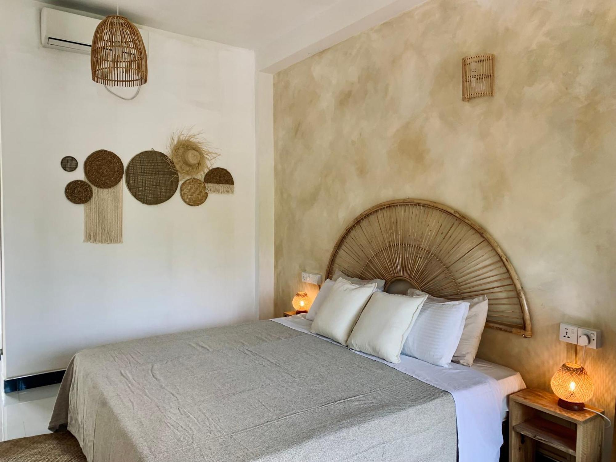 Oltremare Mirissa Hotel Kültér fotó
